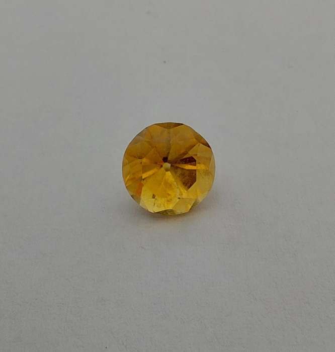 0.15ct Round Citrine