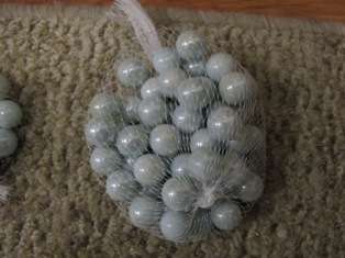 MARBLES  - white +-50