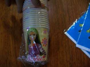 barbie KIDS PARTY cups (10)
