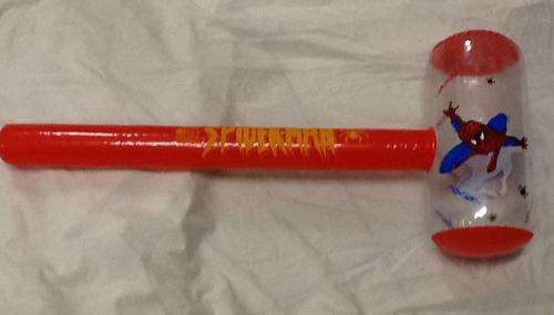 Spiderman plastic blow up hammer -67cm -  great party favor