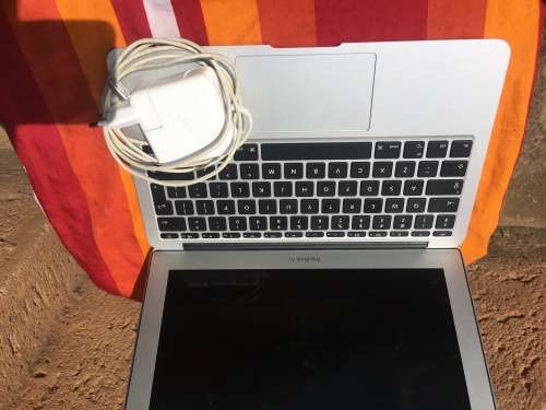 MacBook || Air|| i5 5th Gen || Early 2015 || 128GB SSD || 4GB Ram || Pristine Condition ||