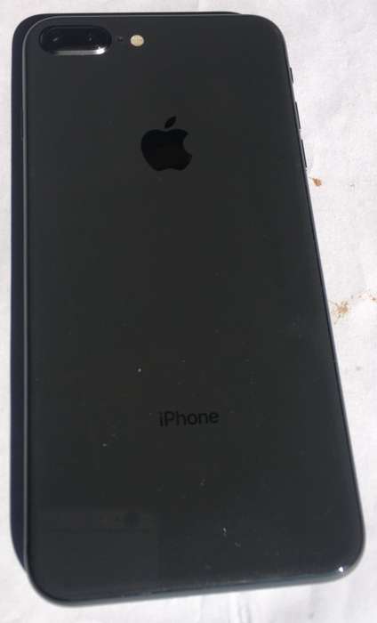 iPhone 8 Plus || 64GB || SPACE GRAY || Immculate Condition