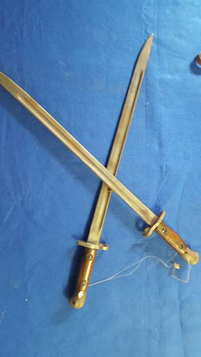 RHODESIA; BSAP BAYONETS  1907. PRESENTATION MODE