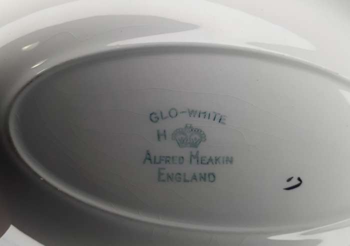 Alfred Meakin Gravy Boat, made in England
