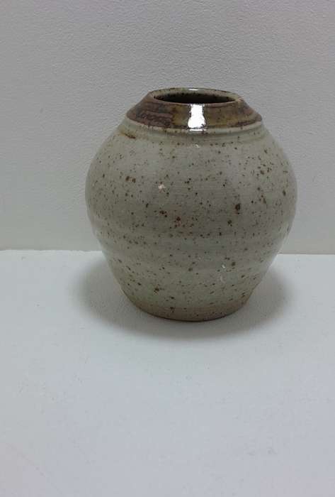 Kolonyama Pottery Vase