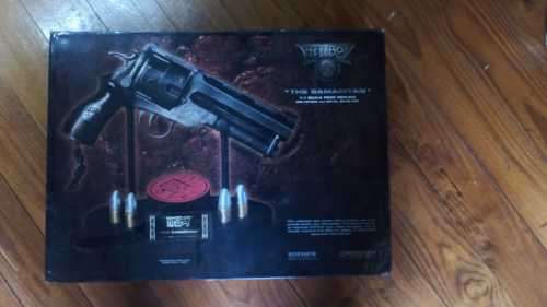 HELLBOY, `THE SAMARITAN` SCALE 1:1 LIMITED TO 1 000 THIS NO. 114/1 000
