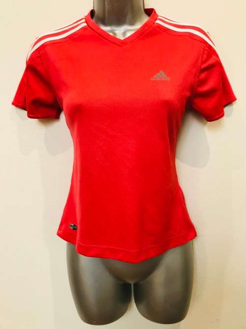 10 / 34 adidas red t-shirt gym running cross fit top.climalite