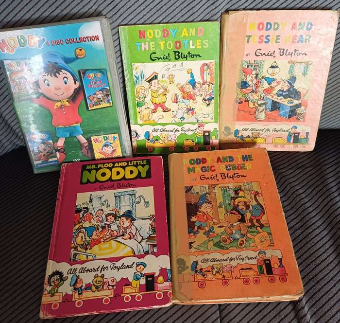 Noddy - 3 DVD`s and 4 books