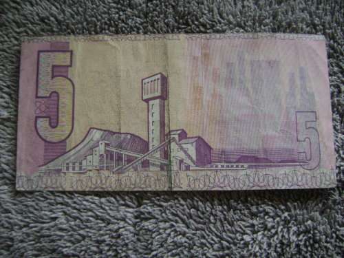 South Africa    Five Rand bank note   (127 x 63 mm)
