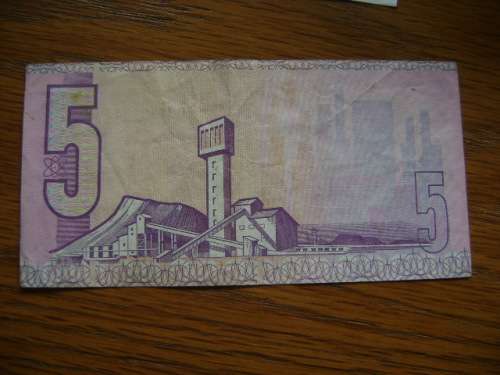 South Africa    Five Rand bank note   (127 x 63 mm)