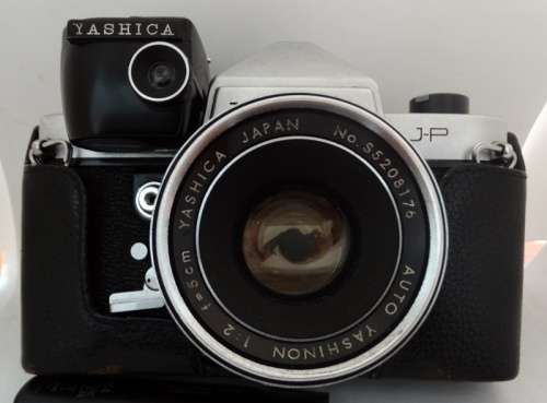 Yasica J-R Slr 50 camera with 1-200mm Telescopic Lense