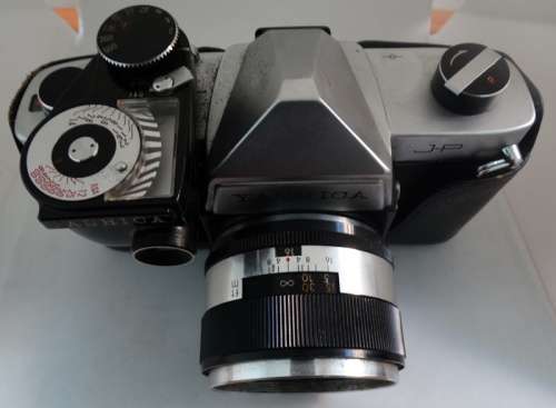 Yasica J-R Slr 50 camera with 1-200mm Telescopic Lense