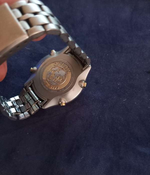 Vintage  Citizen WR 100 Titanium Chronograph Alarm Men`s Watch. 100% working serviced yesterday.