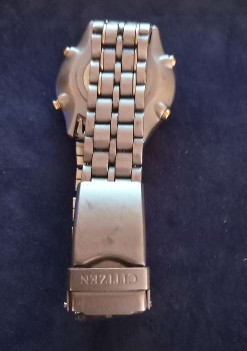Vintage  Citizen WR 100 Titanium Chronograph Alarm Men`s Watch. 100% working serviced yesterday.