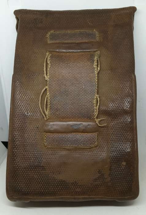 Rare WW2 Metal Rations tin 22.5cm x11.5cm. With Two pouches
