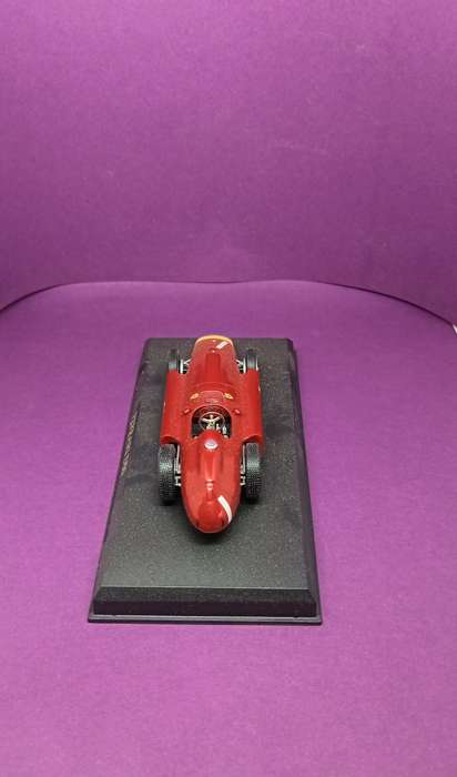 Ferrari Official Product: Ferrari D50 Die Cast Model 1:43