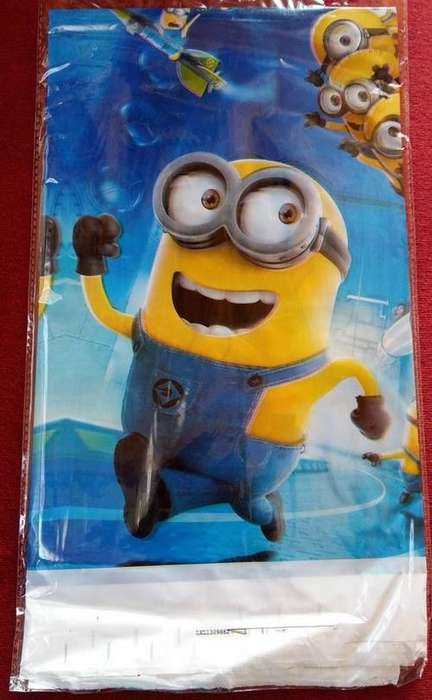 Despicable Me/ Minion Party Table cover
