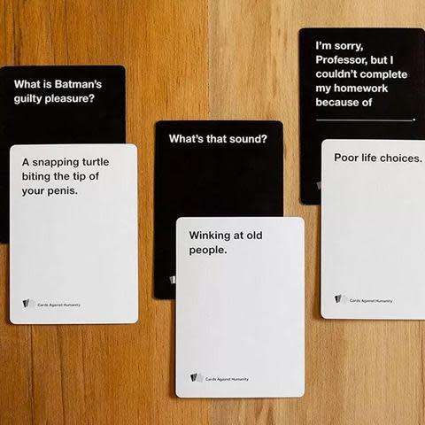 CARDS AGAINST HUMANITY - ADULT PARTY CARD SOCIAL ACTIVITY GAME