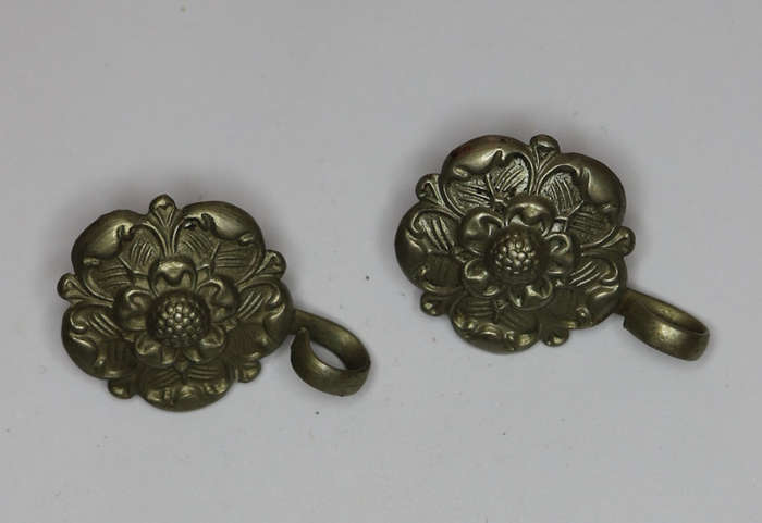 Unused Rosettes for Pith Helmet Chin Chain (used by Z.A.R as well British) EF