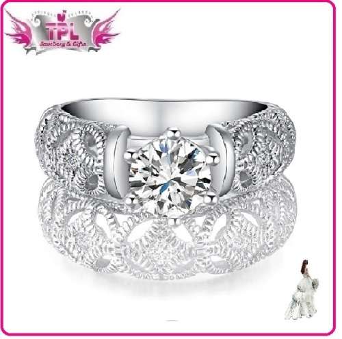 Extraordinary!!!! Round Cut 1.38 Carat Cr. Diamond Ring with Double Designer Band  -Size 8