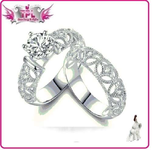 Extraordinary!!!! Round Cut 1.38 Carat Cr. Diamond Ring with Double Designer Band  -Size 8
