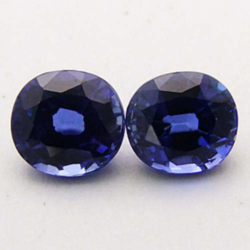 ** PAIR** 6.66 ct EXCEPTIONAL BLUE OVAL CUT SAPPHIRE GEMSTONES