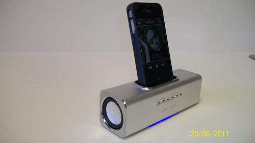 Docking, Speaker System for iPhone4, PC's, Micro SD, Etc