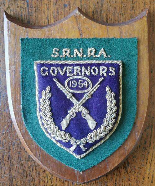 Southern Rhodesia National Rifle Association (SRNRA) 1954 Governor`s Cup shooting badge on plaque