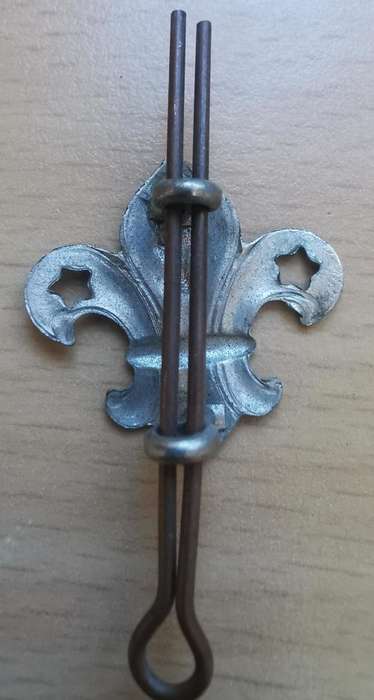 2 old SA springbok boy scout cap badges