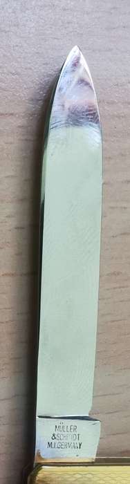 Vintage Muller and Schmidt Pfeilring Solingen rostfrei letter opener and knife - looks unused