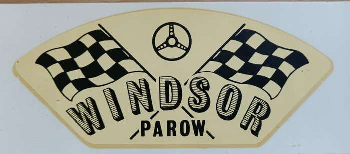 Lot of 4 vintage Windsor Garage Parow decal stickers