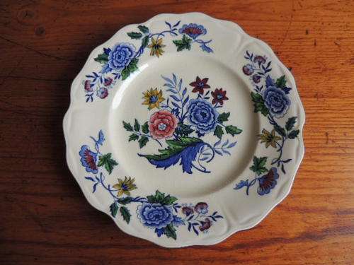 PALISSY POTTERY PLATE - "SHERIDAN"