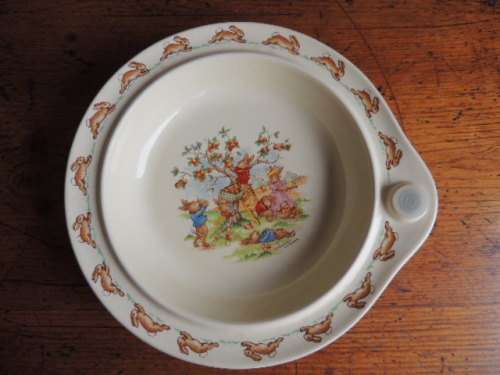 ROYAL DOULTON BUNNYKINS HOT WATER BOWL WITH COVER