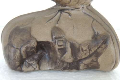 Poole Pottery Birds - Goldfinch and a Wren (PRICE REDUCED)