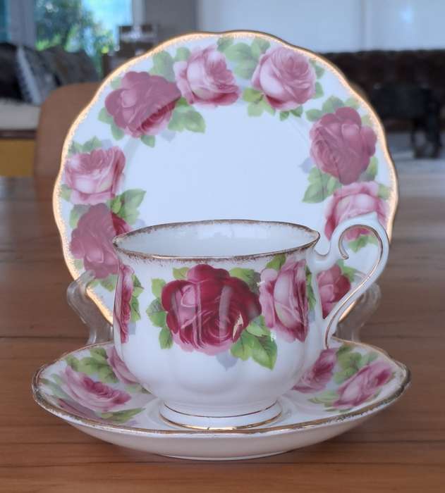 Royal Albert Trio - Old English Rose (PRICE REDUCED)