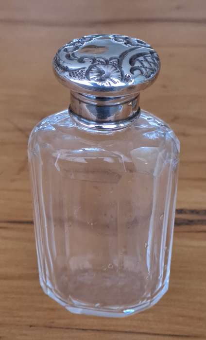 Hallmarked Silver Screw Top Dressing Table Bottle (Price reduced)