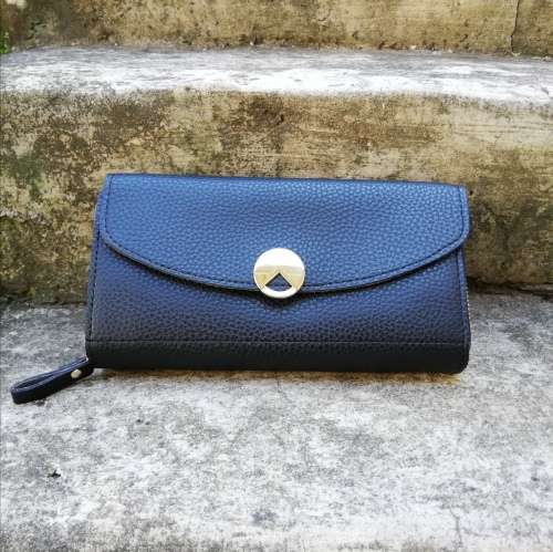 ** SALE ** LADIES WALLET / PURSE - BLACK