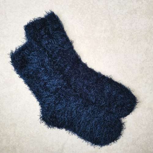 1 PAIR OF SOFT WARM WINTER FLUFFY SOCKS - NAVY