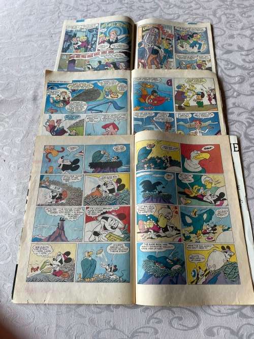 3 x comic books as shown
