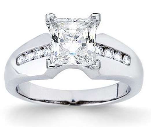 BEAUTIFUL PRINCESS CUT 18K SIMULATED DIAMOND ENGAGEMENT RING Sizes 5,6,7