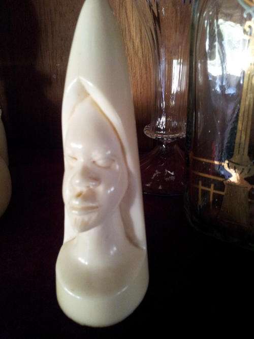 IVORY SOLID STATUE FROM FRONT TUSK 11CM 136GRAM