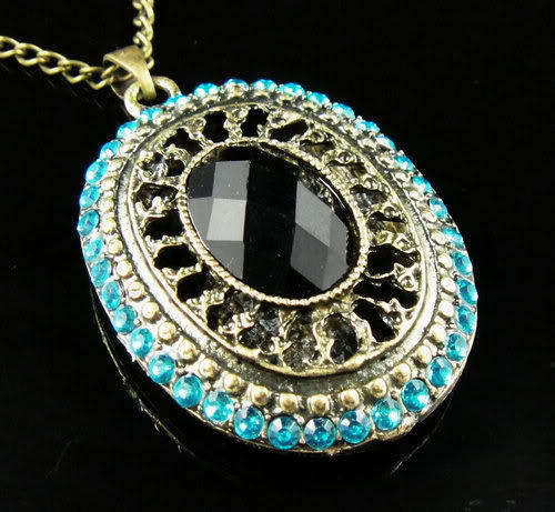 Blue Diamante Retro style copper Oval Pendant Necklace