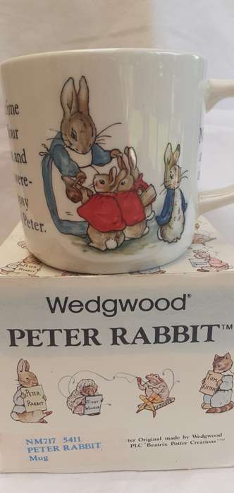NEW PETER RABBIT CUP in Oiginal Box