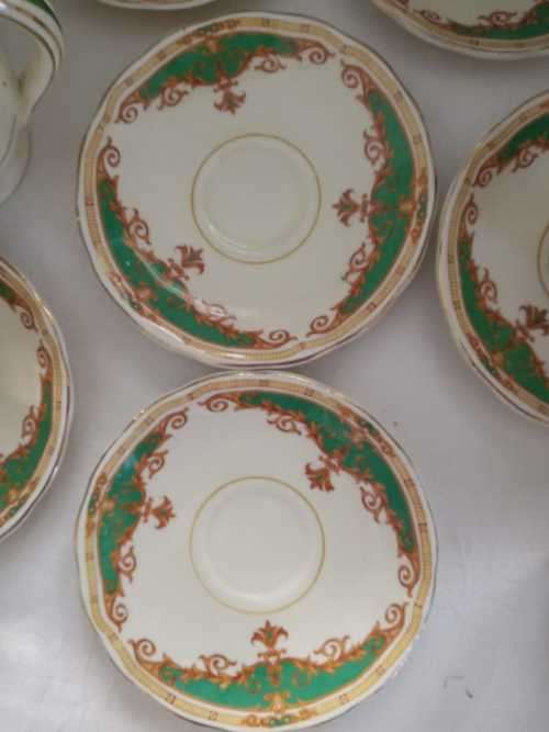 GRINDLEY CREAM PETAL COFFEE SET