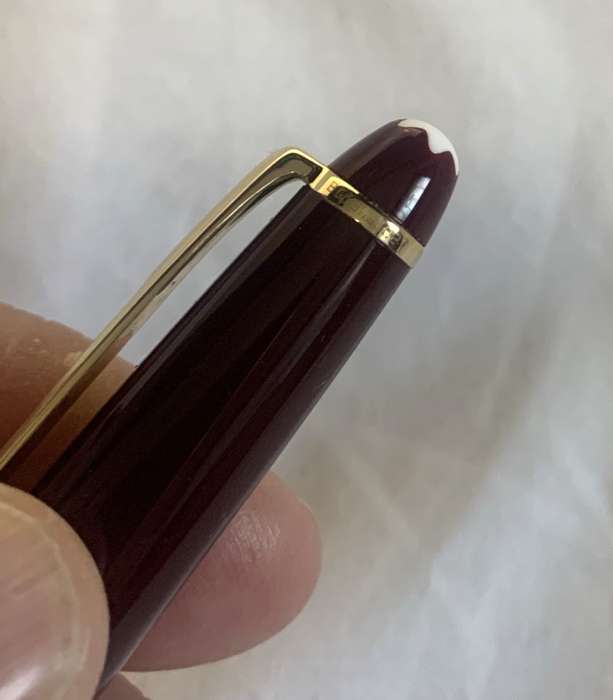 Montblanc Meisterstuck 144 Classique Burgundy Fountain Pen