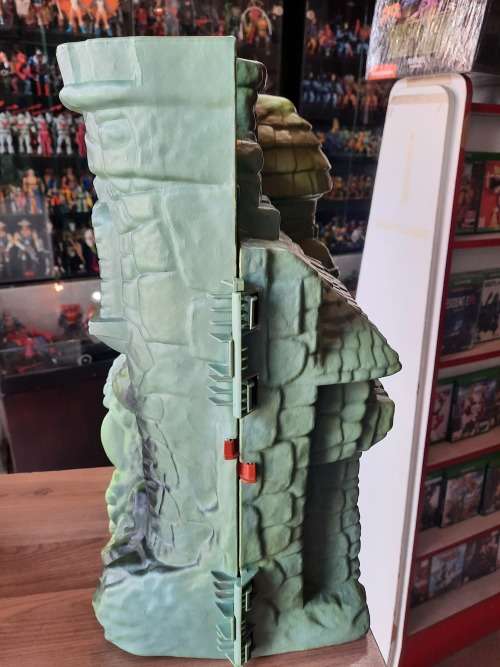 1981 Complete Castle Grayskull of He-Man-Masters of the Universe 24 (MOTU) Vintage