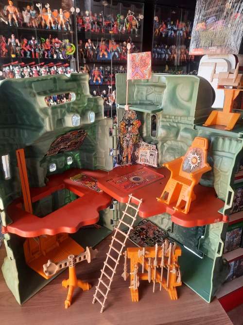 1981 Complete Castle Grayskull of He-Man-Masters of the Universe 24 (MOTU) Vintage