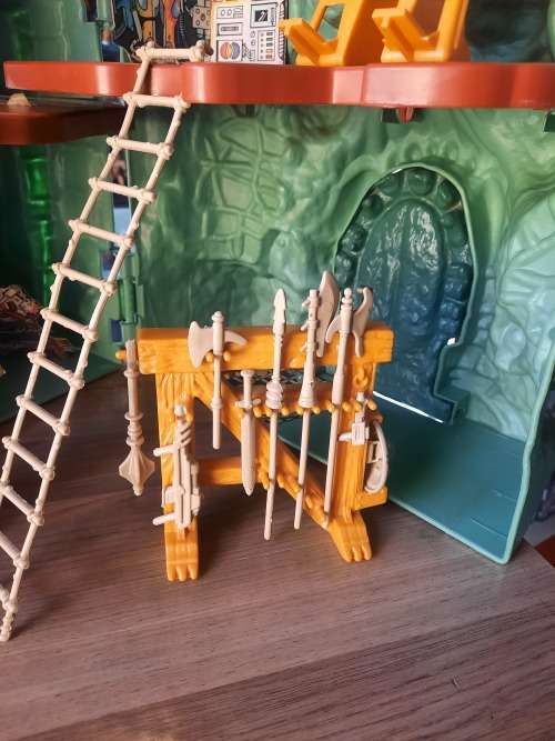 1981 Complete Castle Grayskull of He-Man-Masters of the Universe 24 (MOTU) Vintage