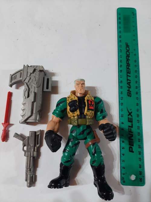1998 Complete CHIP HAZARD Small Soldiers 7` Figure