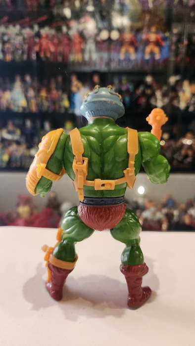 1982 Complete Man-At-Arms of He-Man-Masters of the Universe 28 (MOTU) Vintage Figure